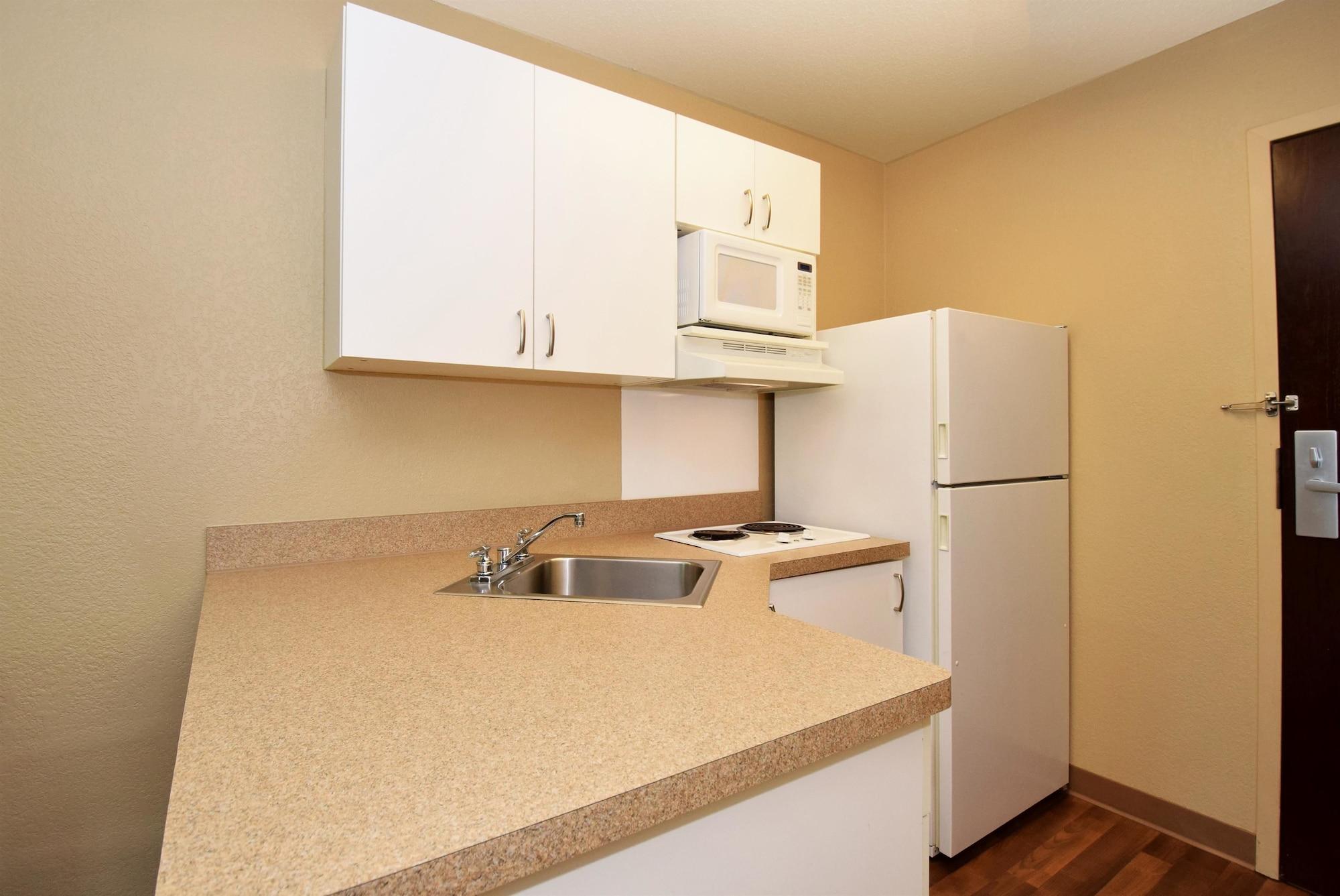 Extended Stay America Suites - Long Island - Melville Eksteriør billede