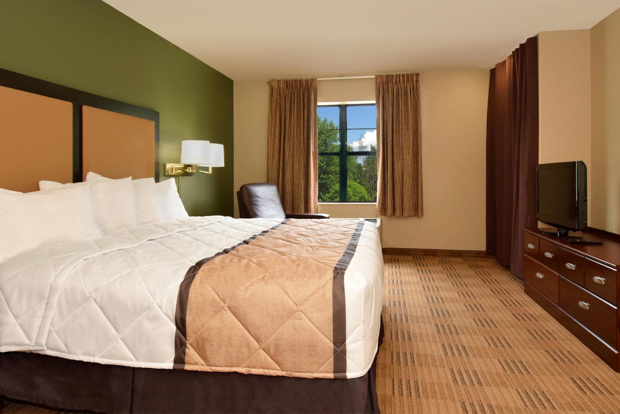 Extended Stay America Suites - Long Island - Melville Eksteriør billede