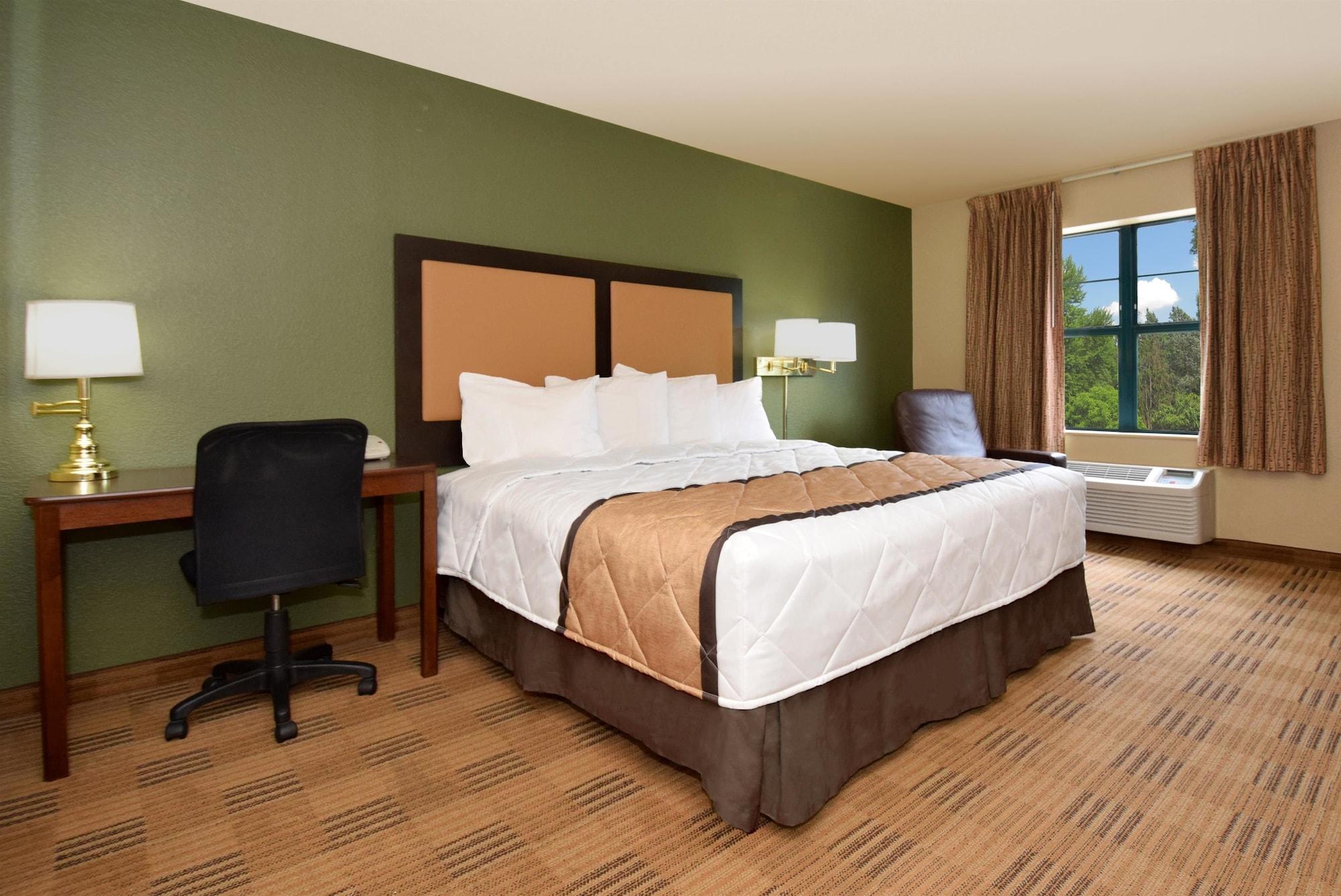 Extended Stay America Suites - Long Island - Melville Eksteriør billede
