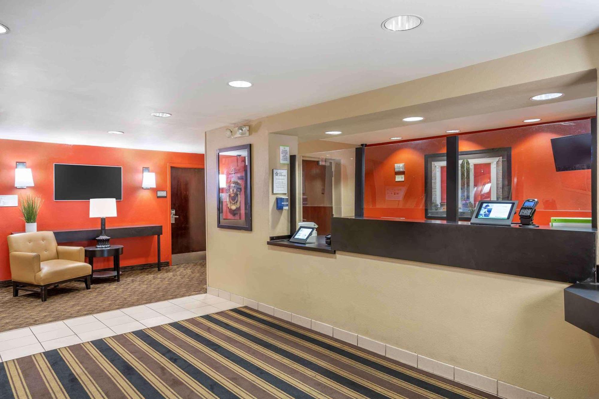 Extended Stay America Suites - Long Island - Melville Eksteriør billede