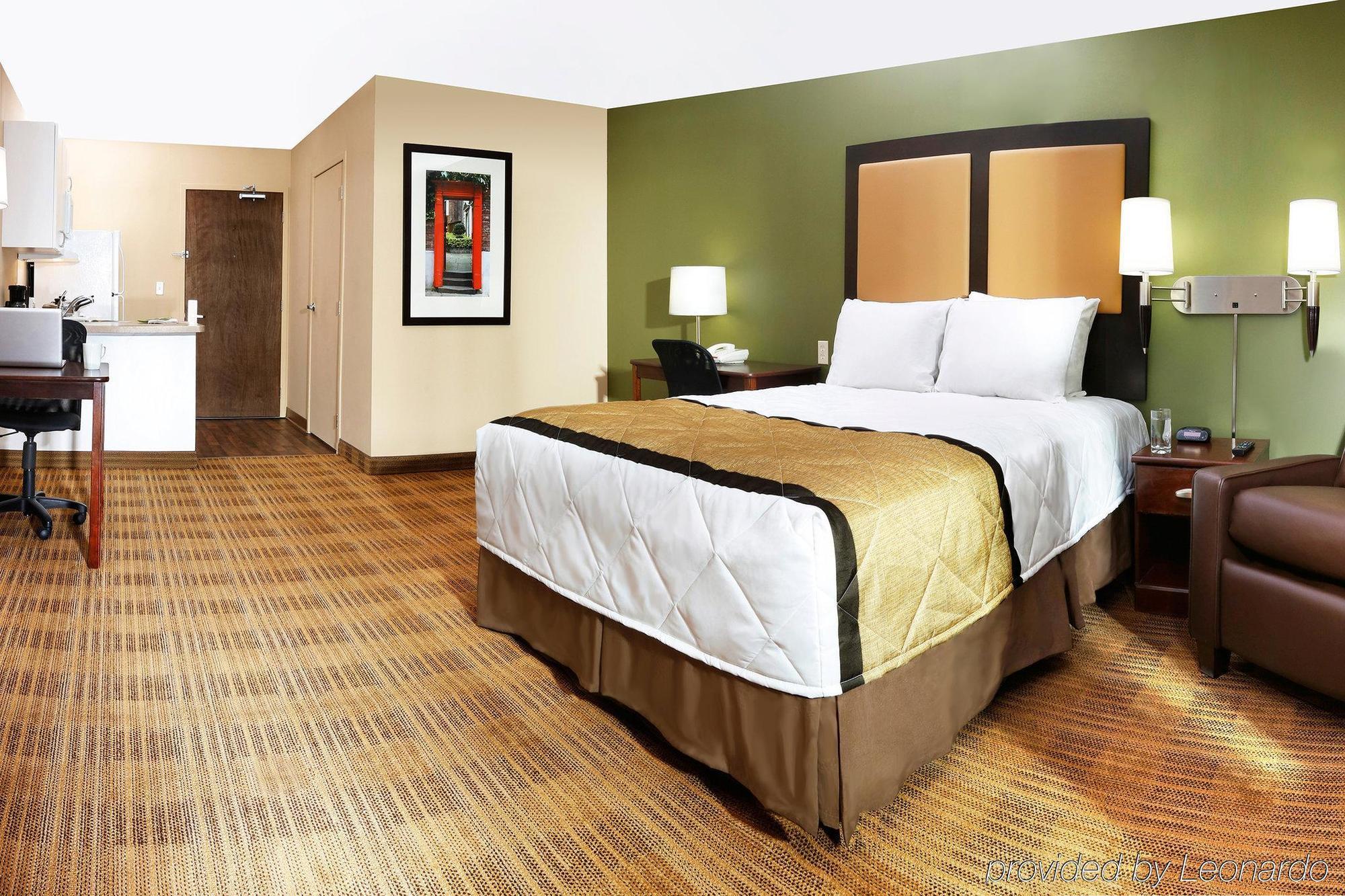 Extended Stay America Suites - Long Island - Melville Eksteriør billede